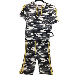 AQ Sport Women's Gray Camo Hooded Short Sleeve Pullover Biking Short Set Large